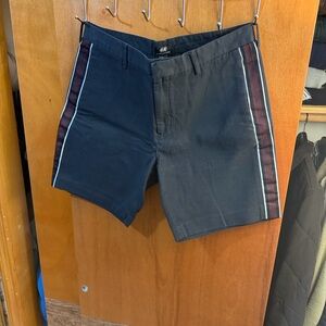 H&M Men's Black Shorts with Burgundy and White Stripes